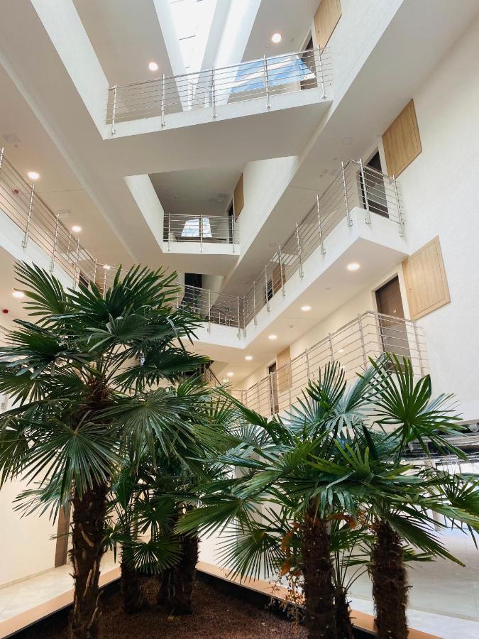 Atrium Apartman Heviz Mit Panoramaterrasse Und Tiefgarage Екстер'єр фото