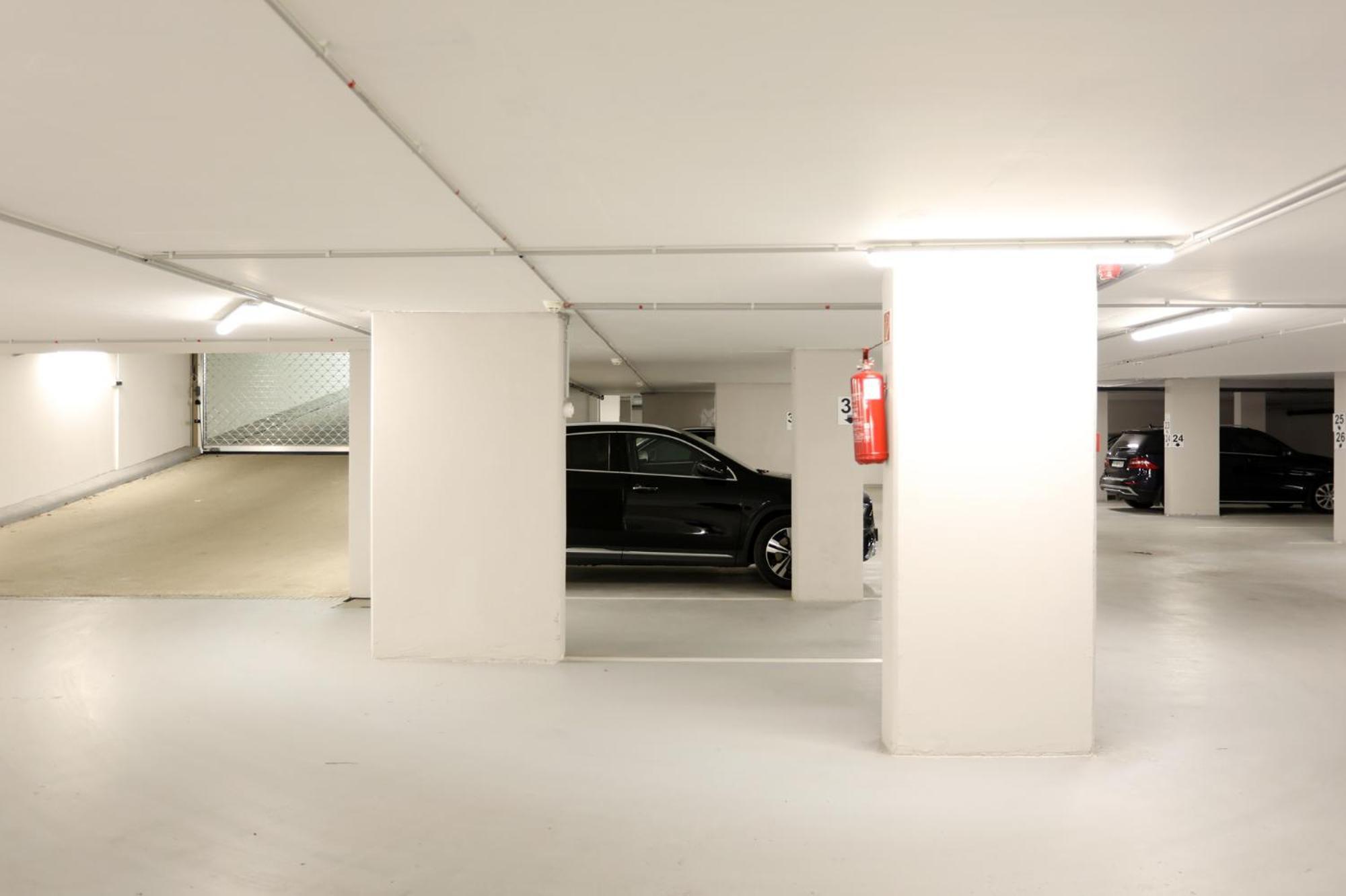 Atrium Apartman Heviz Mit Panoramaterrasse Und Tiefgarage Екстер'єр фото